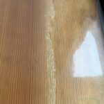 家具とフローリングの日焼け比較｜紫外線と熱による色あせの実例と窓ガラスフィルム対策